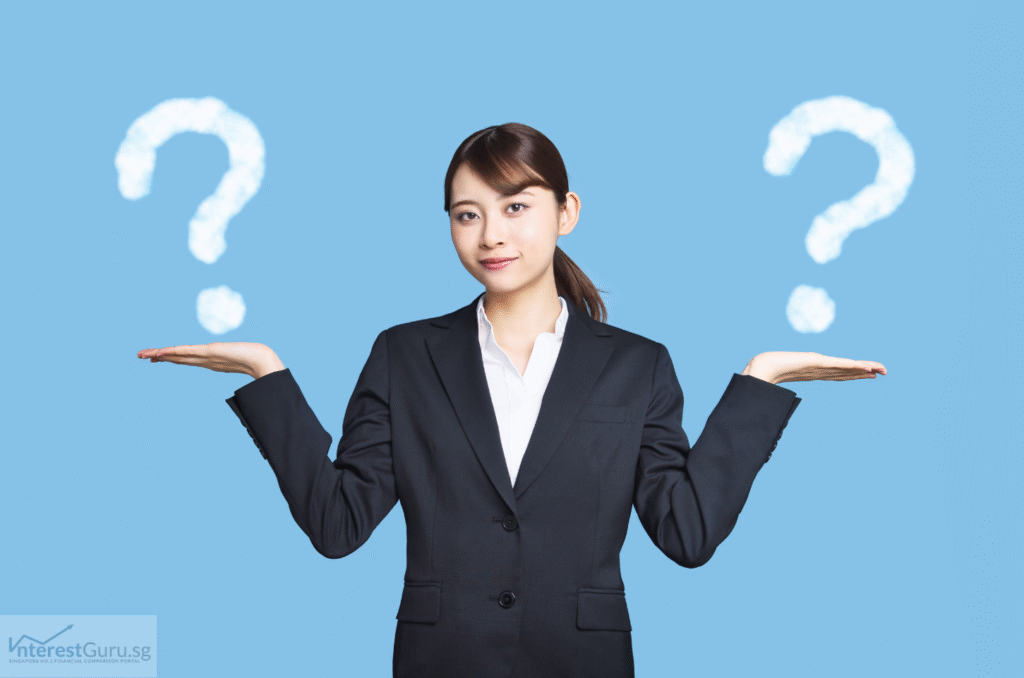 A asian girl holding up two hands to compare the difference in front of a blue background - NTUC Income Gro Cash Plus vs Althernatives